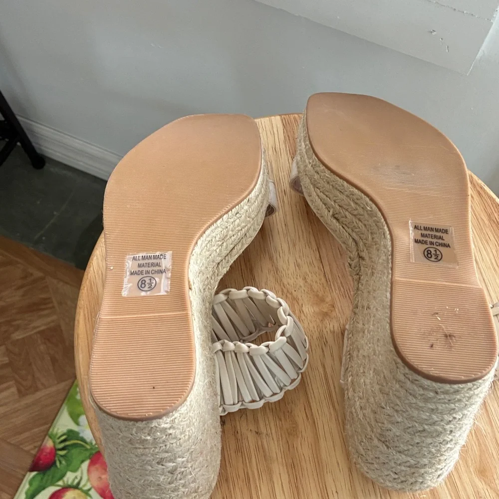 Bohemian Cream Chunky Comfy Wedge 5” Heel Open Toe Espadrilles Size 8.5 NWT